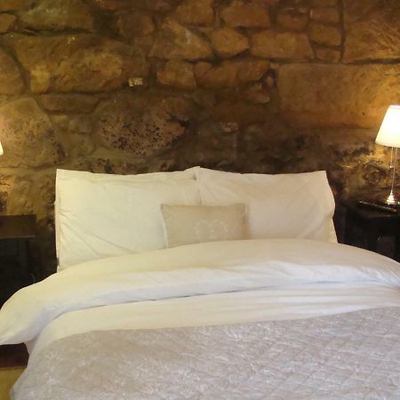 Riggend Farm Bed And Breakfast Airdrie Exterior foto